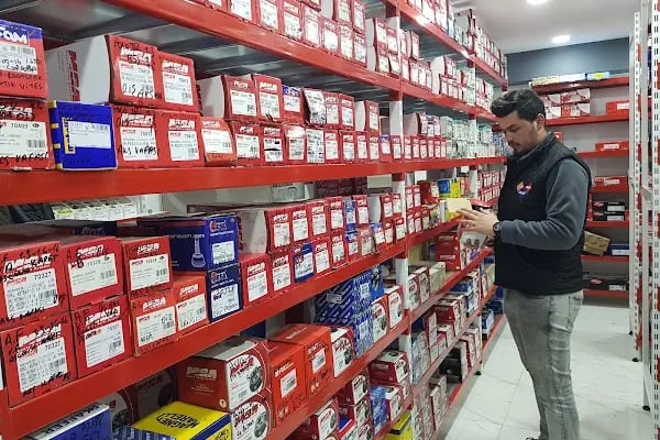 Özdemir Otomotiv Aliağa Yedek Parça - Resim 17