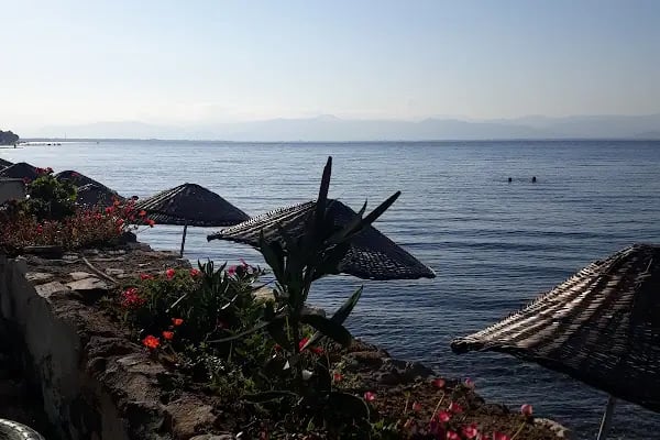 Özgün Cafe Beach - Resim 4