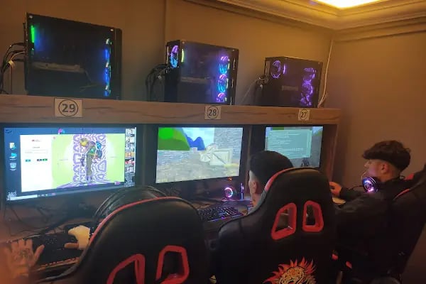 NetPark İnternet ve Gaming Cafe - Resim 9