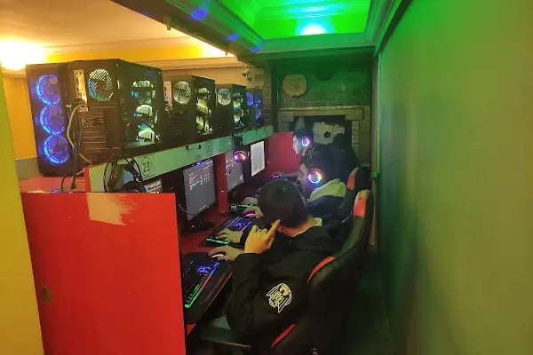 NetPark İnternet ve Gaming Cafe - Resim 7