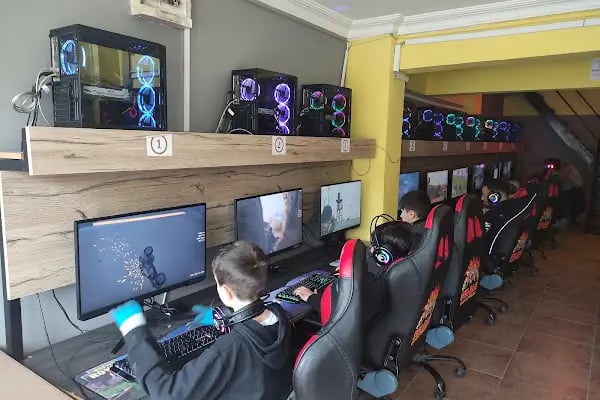NetPark İnternet ve Gaming Cafe - Resim 5