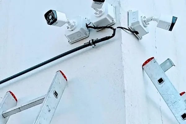 CEYLAN ELEKTRONİK TELEVİZYON KAMERA GÜVENLİK SİSTEMLERİ -UYDU-ÇANAK İNTERNET ALYAPI - Resim 17