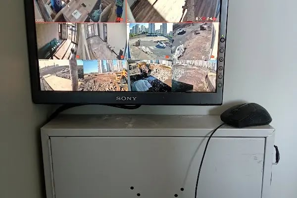 CEYLAN ELEKTRONİK TELEVİZYON KAMERA GÜVENLİK SİSTEMLERİ -UYDU-ÇANAK İNTERNET ALYAPI - Resim 4