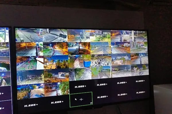 CEYLAN ELEKTRONİK TELEVİZYON KAMERA GÜVENLİK SİSTEMLERİ -UYDU-ÇANAK İNTERNET ALYAPI - Resim 2