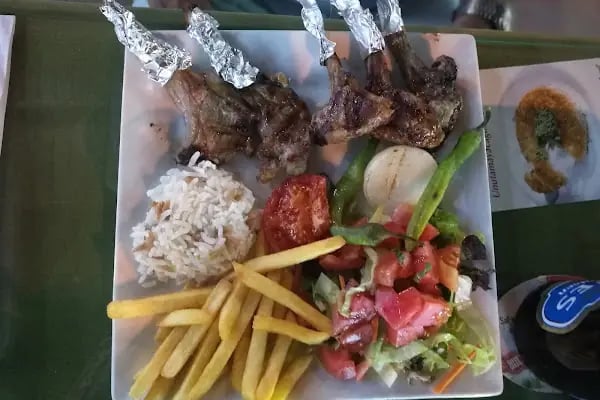 Hasans Place Restaurant - Resim 17