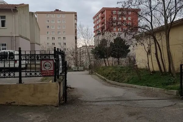 T.C. Sağlık Bakanlığı İstanbul Sağlık Müdürlüğü İl Ambulans Servisi Başhekimliği Kartal 9 No'lu Acil Yardım İstasyonu - Resim 2