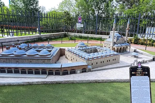 ŞEHZADELER PARK - Resim 14