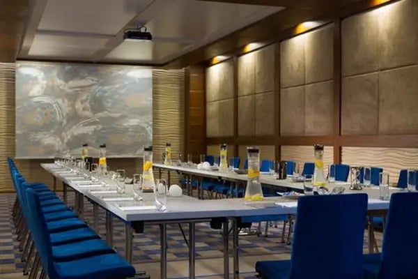 Renaissance Izmir Hotel - Resim 9