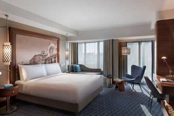 Renaissance Izmir Hotel - Resim 2