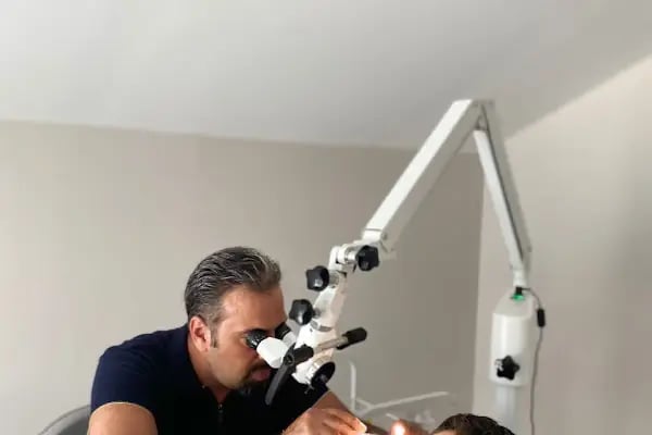 İstanbul Kulak Burun Boğaz Doktoru - Prof. Dr. Murat Topdağ - Resim 4