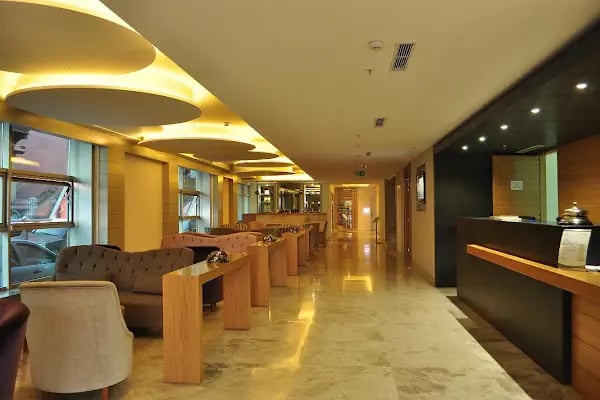 Wes Hotel - Resim 6