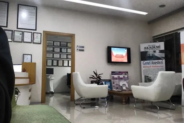 Özel Adana Akademi Ağız ve Diş Sağlığı Merkezi - Resim 6