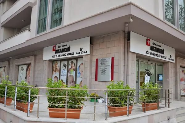 Özel Adana Akademi Ağız ve Diş Sağlığı Merkezi - Resim 11