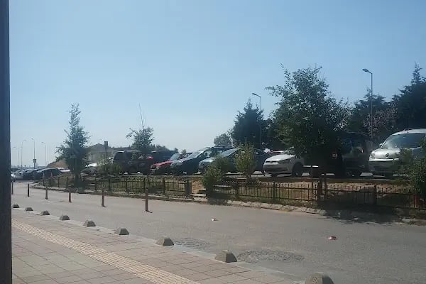 Arnavutköy Devlet Hastanesi Otopark - Resim 4
