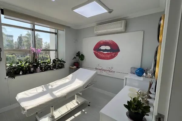 Op. Dr. Deniz Özgür Sucu Estetik Klinik - Resim 2