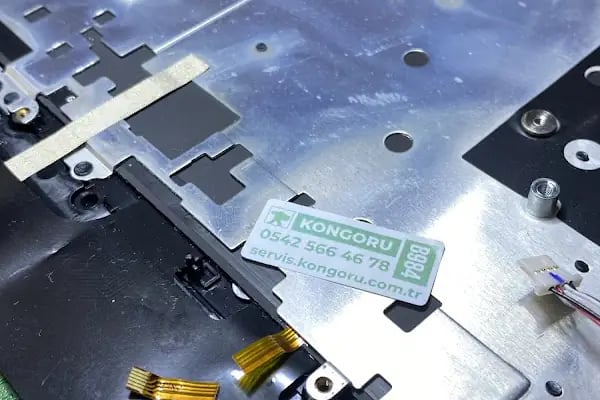 KONGORU - Bilgisayar, Telefon ve Tablet Tamir Servisi - iPhone, iPad ve Laptop - Resim 8