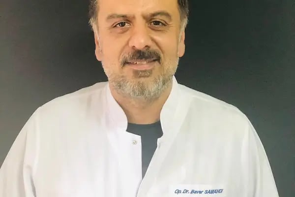 İstanbul Burun Estetiği Op. Dr. Baver Samancı - Resim 2