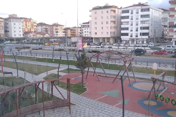 Naim Süleymanoğlu Parkı - Resim 4