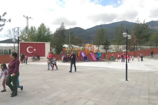 Anamur Kaşdişlen Kültür Merkezi ve Cem Evi - Resim 4