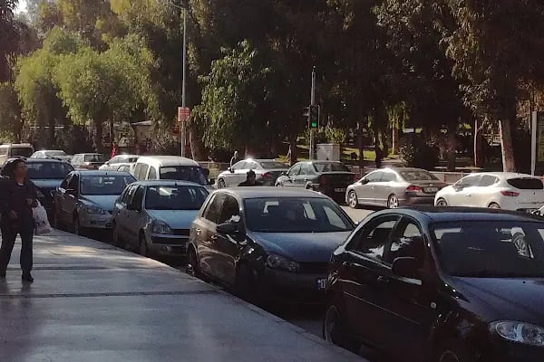 Bayraklı Çocuk Parkı - Resim 7