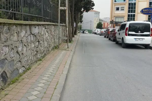 Bağcılar Mezarlığı - Resim 4