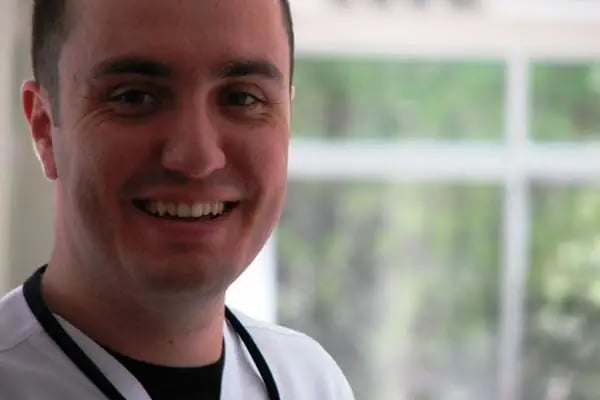 Uzm.Dr. Berk EROL | Çene Cerrahisi ve İmplant Kliniği - Resim 12
