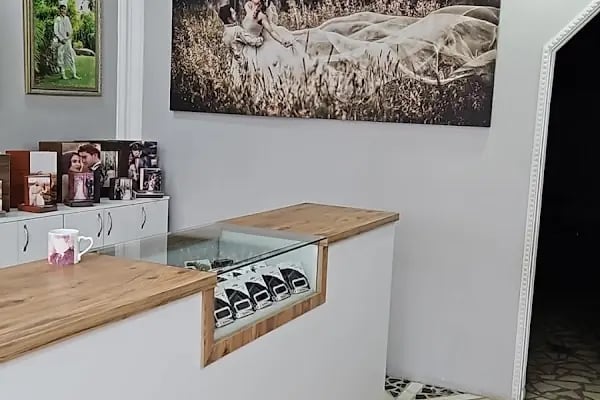 FOTO OLIMPA Profesyonel , Biyometrik & Vesikalık Çekim - Resim 5