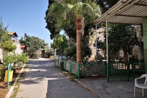Türkistanlı Mencik Baba Türbesi - Resim 3