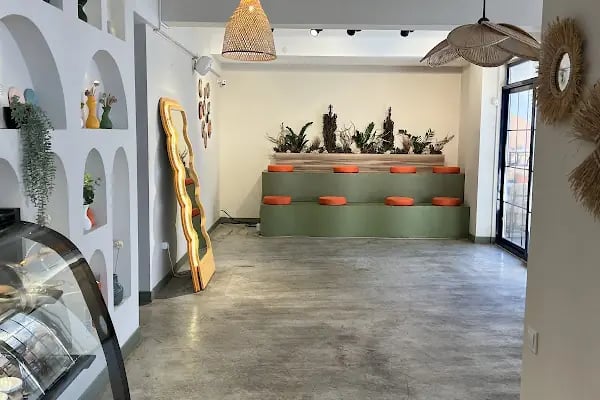Opiac Coffee Co. - Resim 9