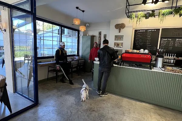 Opiac Coffee Co. - Resim 11