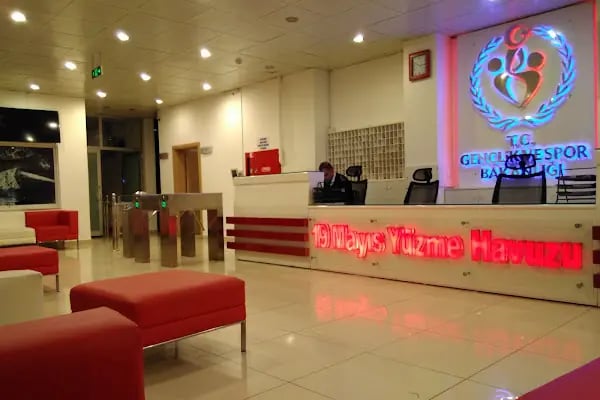 19 Mayıs Yüzme Havuzu - Resim 8