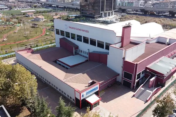 19 Mayıs Yüzme Havuzu - Resim 10