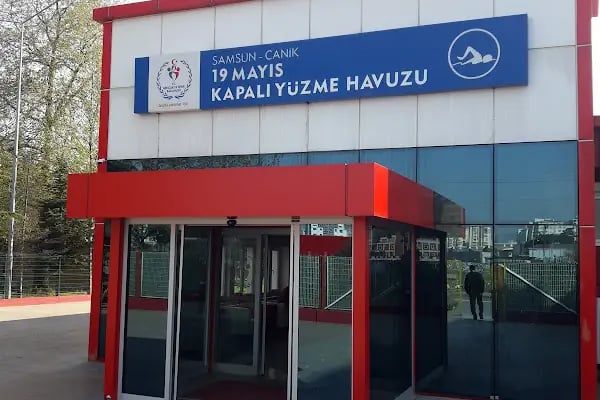 19 Mayıs Yüzme Havuzu - Resim 2