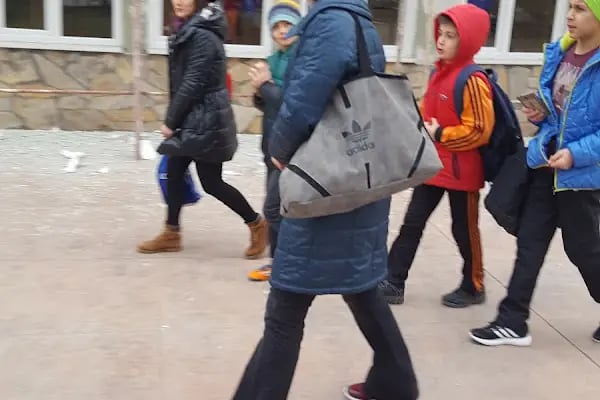 19 Mayıs Yüzme Havuzu - Resim 7