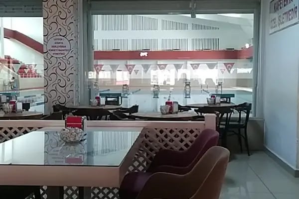 19 Mayıs Yüzme Havuzu - Resim 15