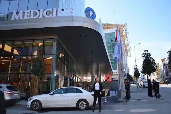 Medicine Health Center - Resim 8