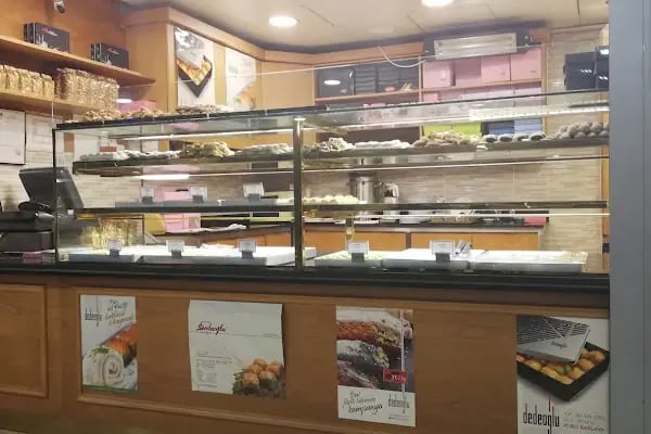 Dedeoğlu Baklava -Kuyumcukent - Resim 1