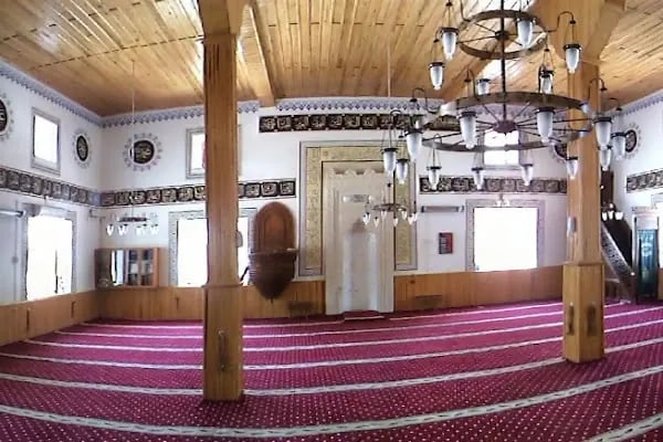 Merkez Büyük Cami - Resim 12