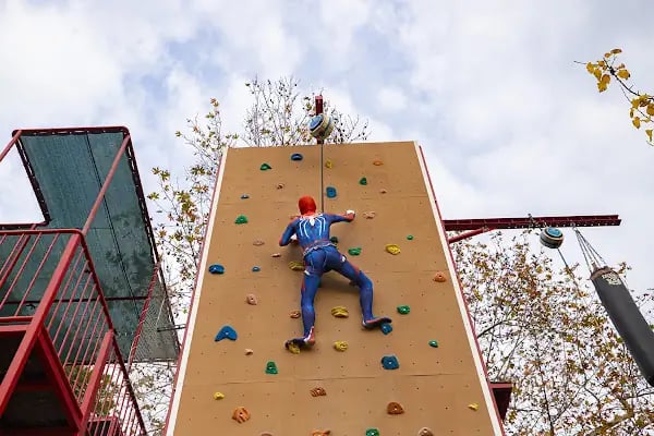 Karşıyaka Çocuk Oyun Macera Parkı - Resim 5
