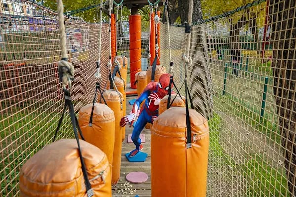 Karşıyaka Çocuk Oyun Macera Parkı - Resim 17