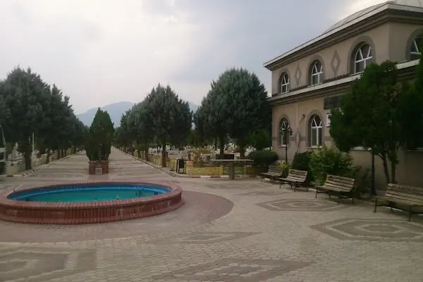 Cennet Bahçesi Mezarlığı - Resim 4