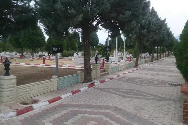 Cennet Bahçesi Mezarlığı - Resim 10