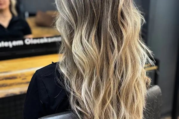 Erkan Dizici Hair Design saç kaynak merkezi - Resim 5