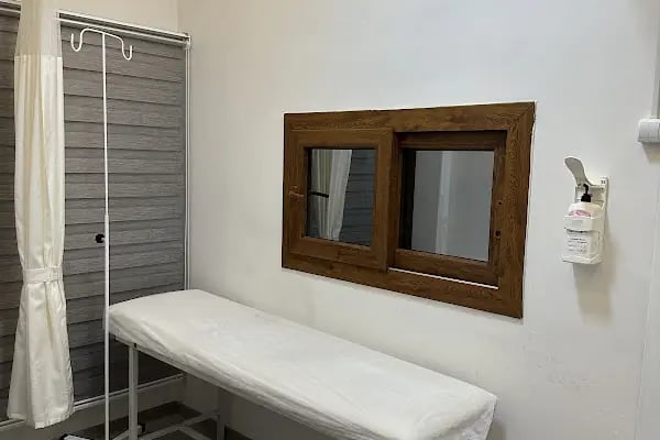 Özel ÇUKUROVA SAĞLIK KABİNİ - Resim 3