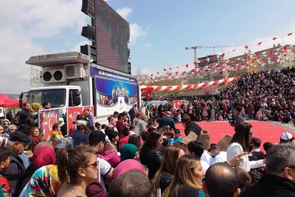 Küçükçekmece Belediyesi Anfi Tiyatro - Resim 12