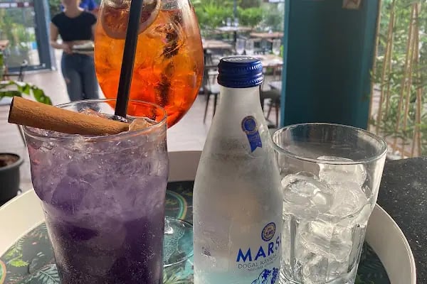 Corner Gastro Pub - Resim 9