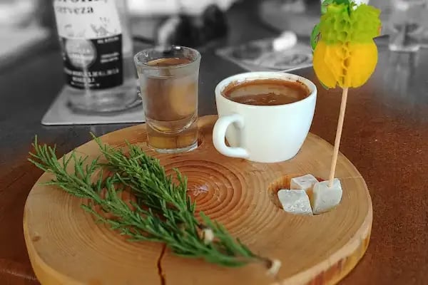 Corner Gastro Pub - Resim 16