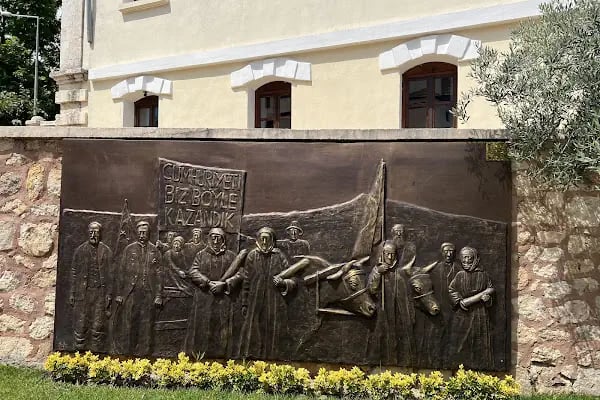Atatürk Evi - Resim 14