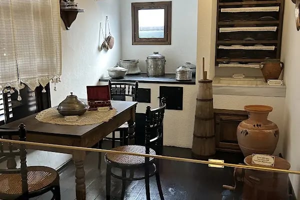 Atatürk Evi - Resim 9