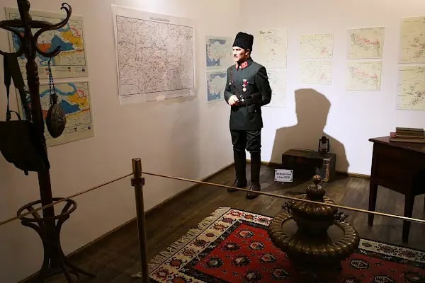 Atatürk Evi - Resim 15